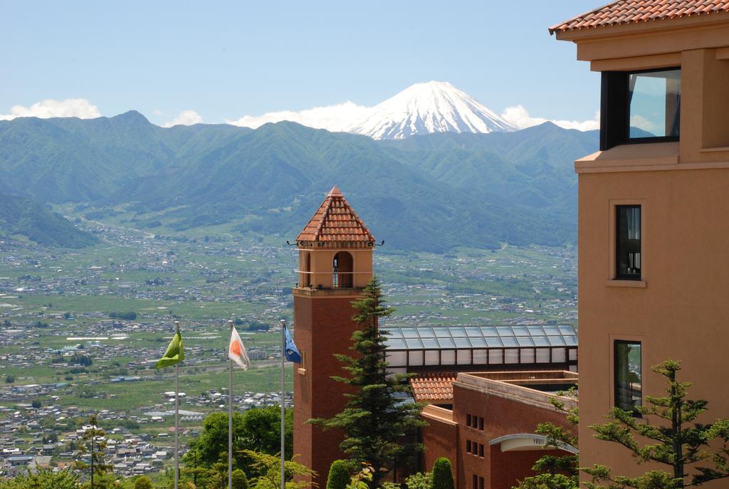 Fruit Park Fujiya Hotel Yamanashi  Buitenkant foto