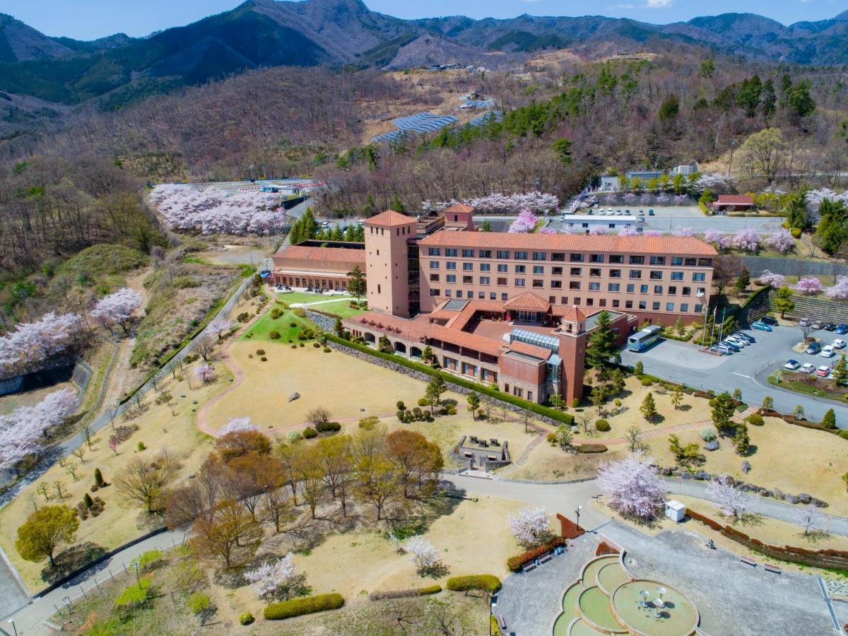 Fruit Park Fujiya Hotel Yamanashi  Buitenkant foto